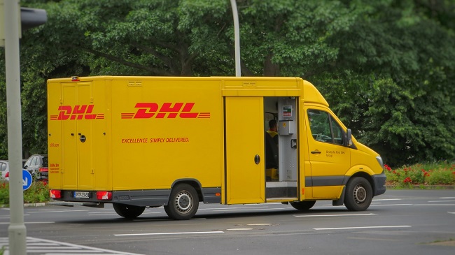 chuyen-phat-nhanh-dhl-di-singapore-tai-hue-1